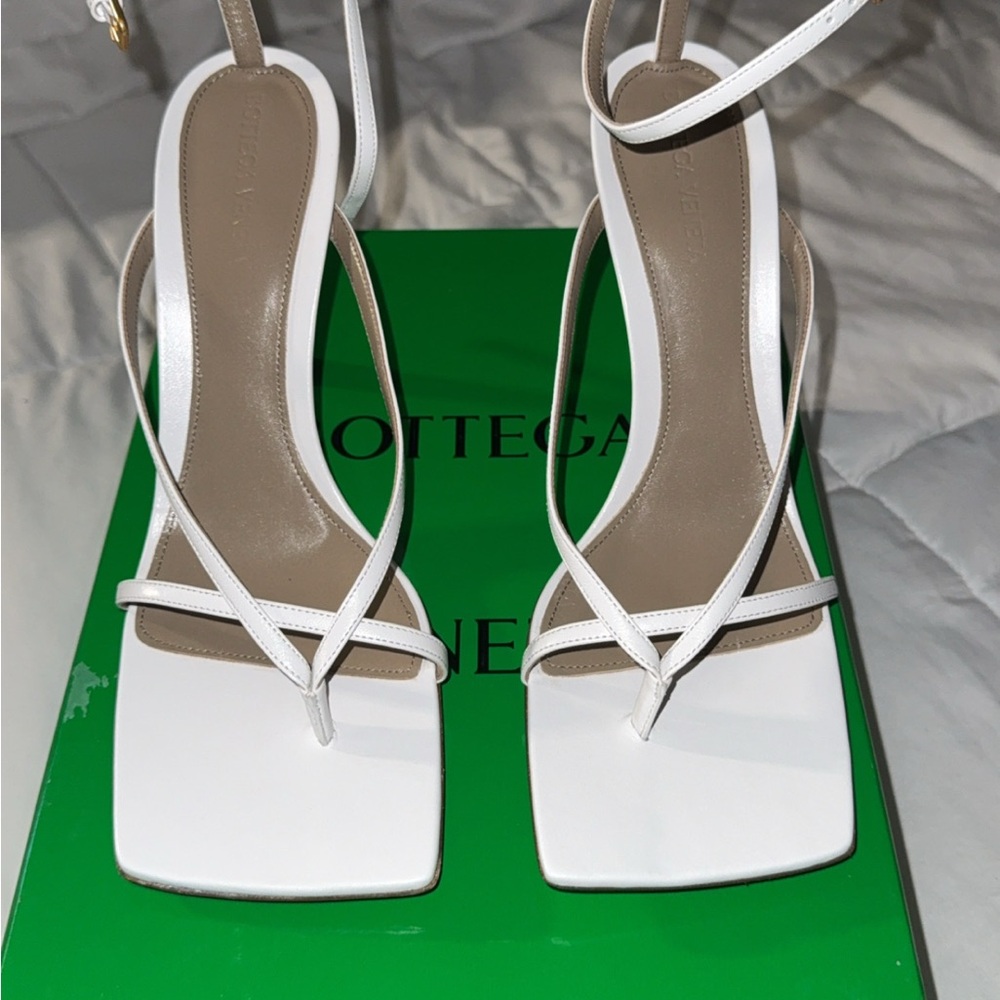 Bottega Veneta White and Tan Strappy Heels $700